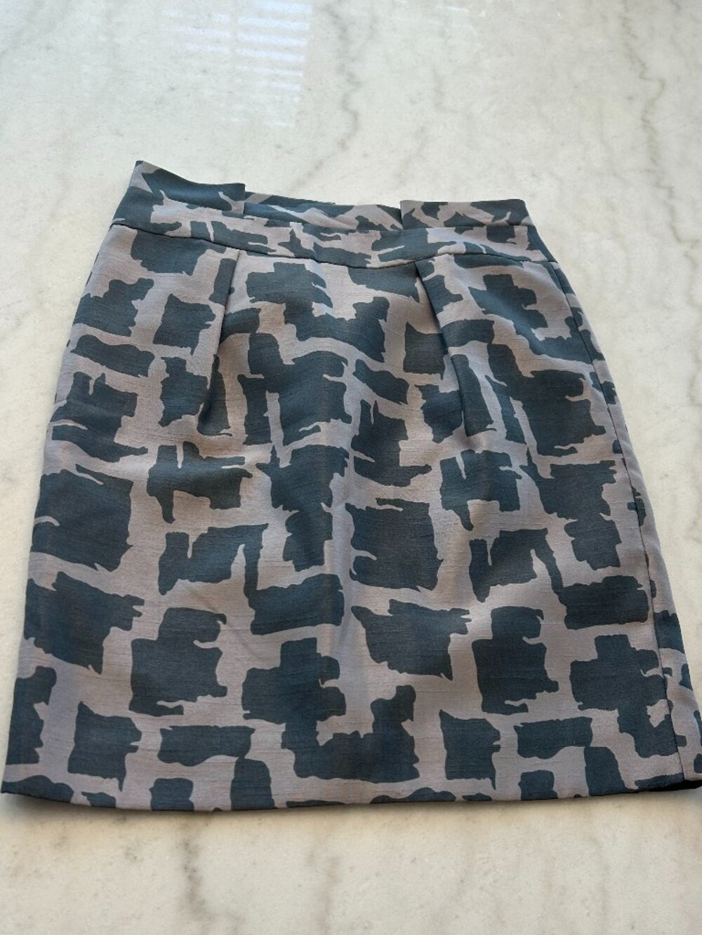 Banana Republic Skirt Petite size 0